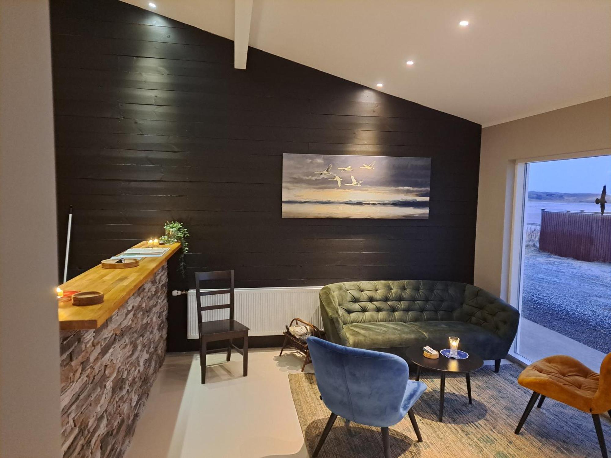 Karuna Guesthouse Saudarkrokur Ngoại thất bức ảnh