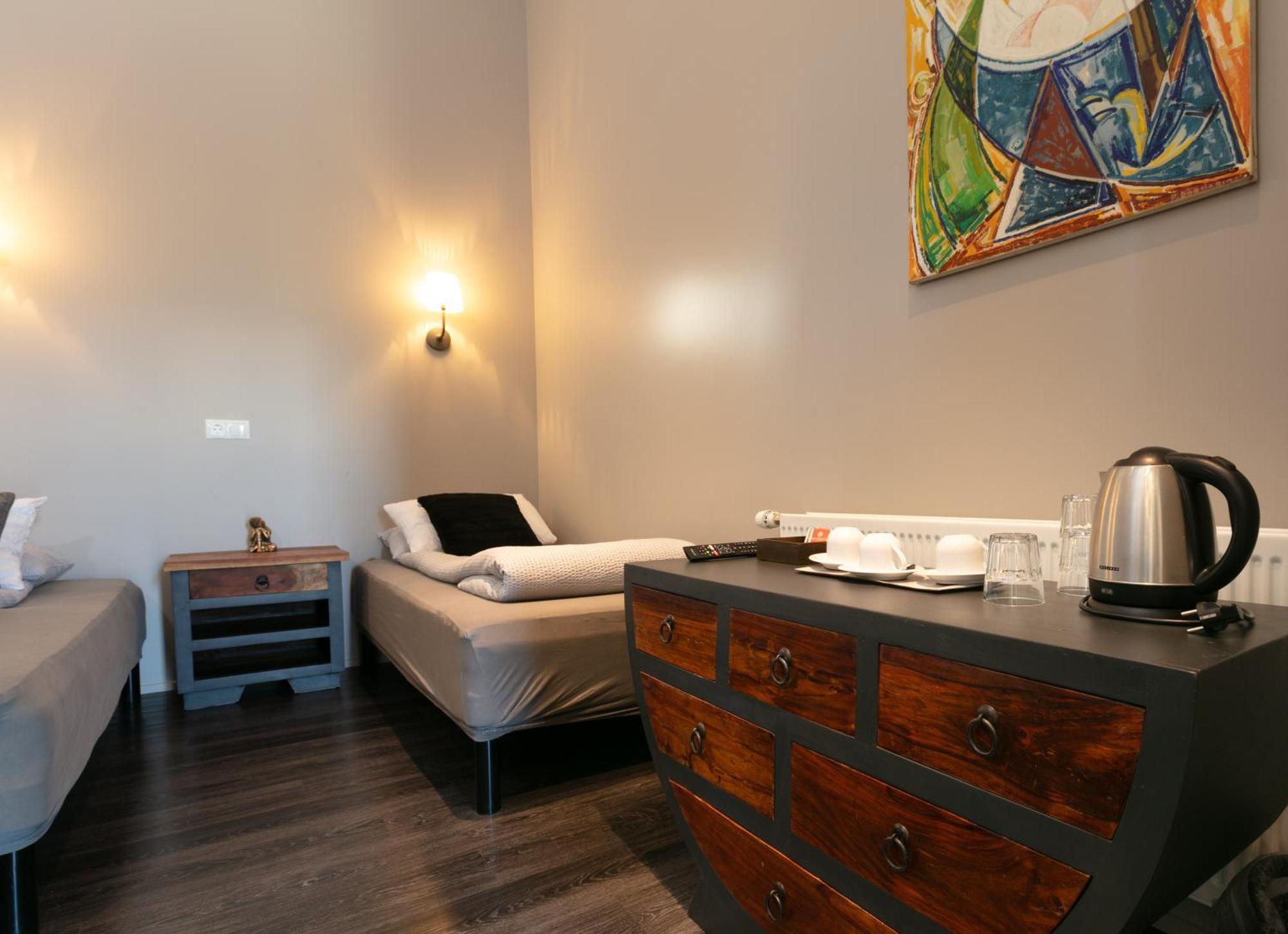 Karuna Guesthouse Saudarkrokur Ngoại thất bức ảnh