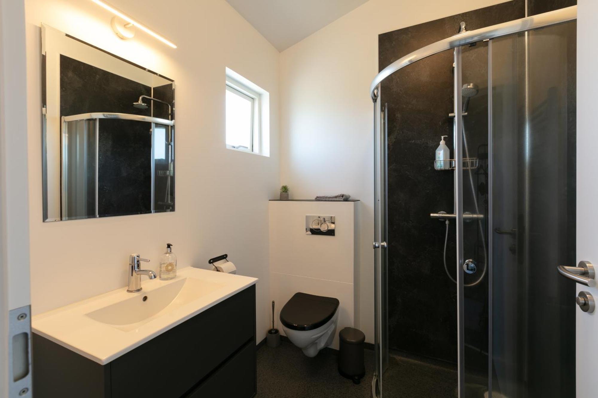 Karuna Guesthouse Saudarkrokur Ngoại thất bức ảnh