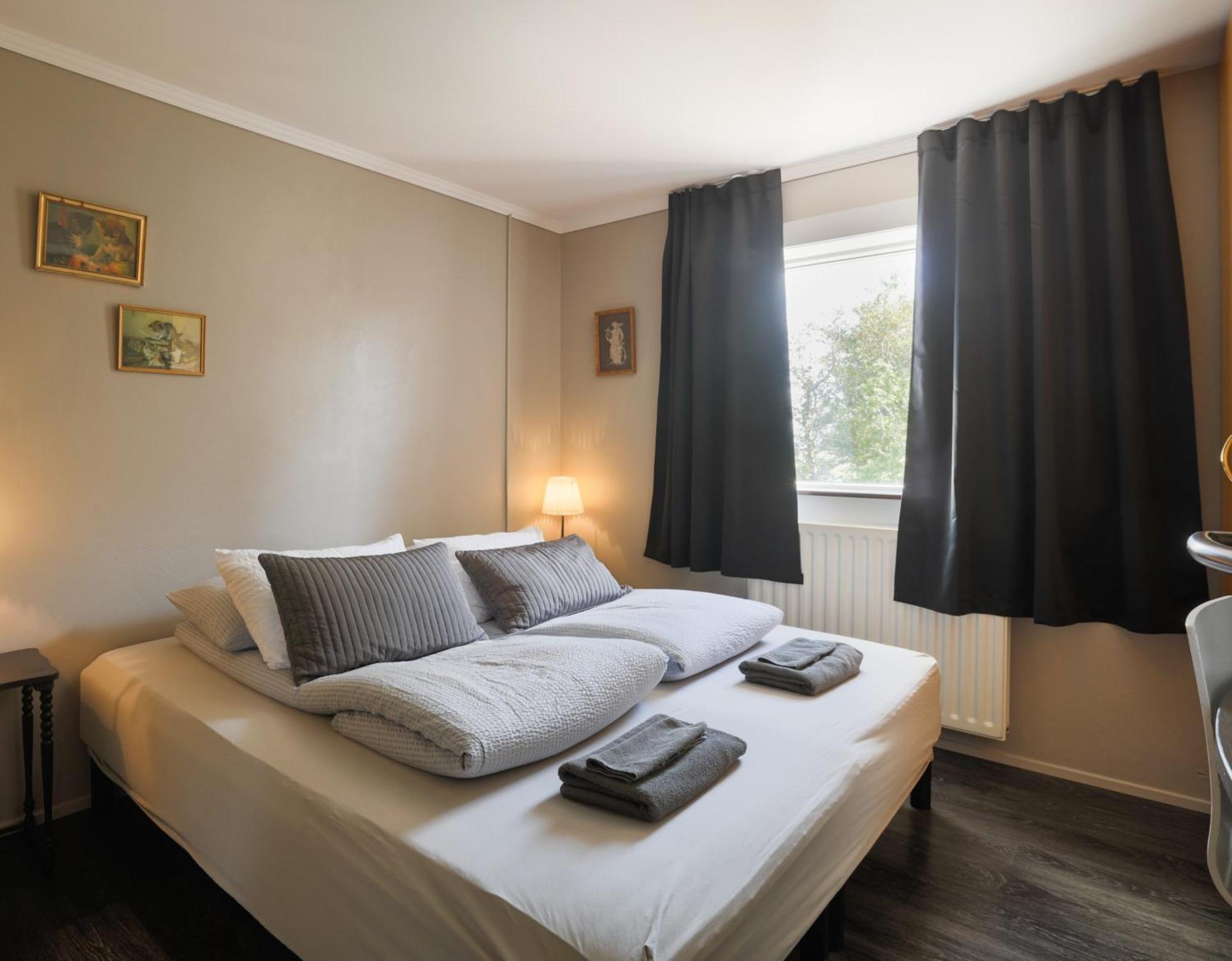 Karuna Guesthouse Saudarkrokur Ngoại thất bức ảnh